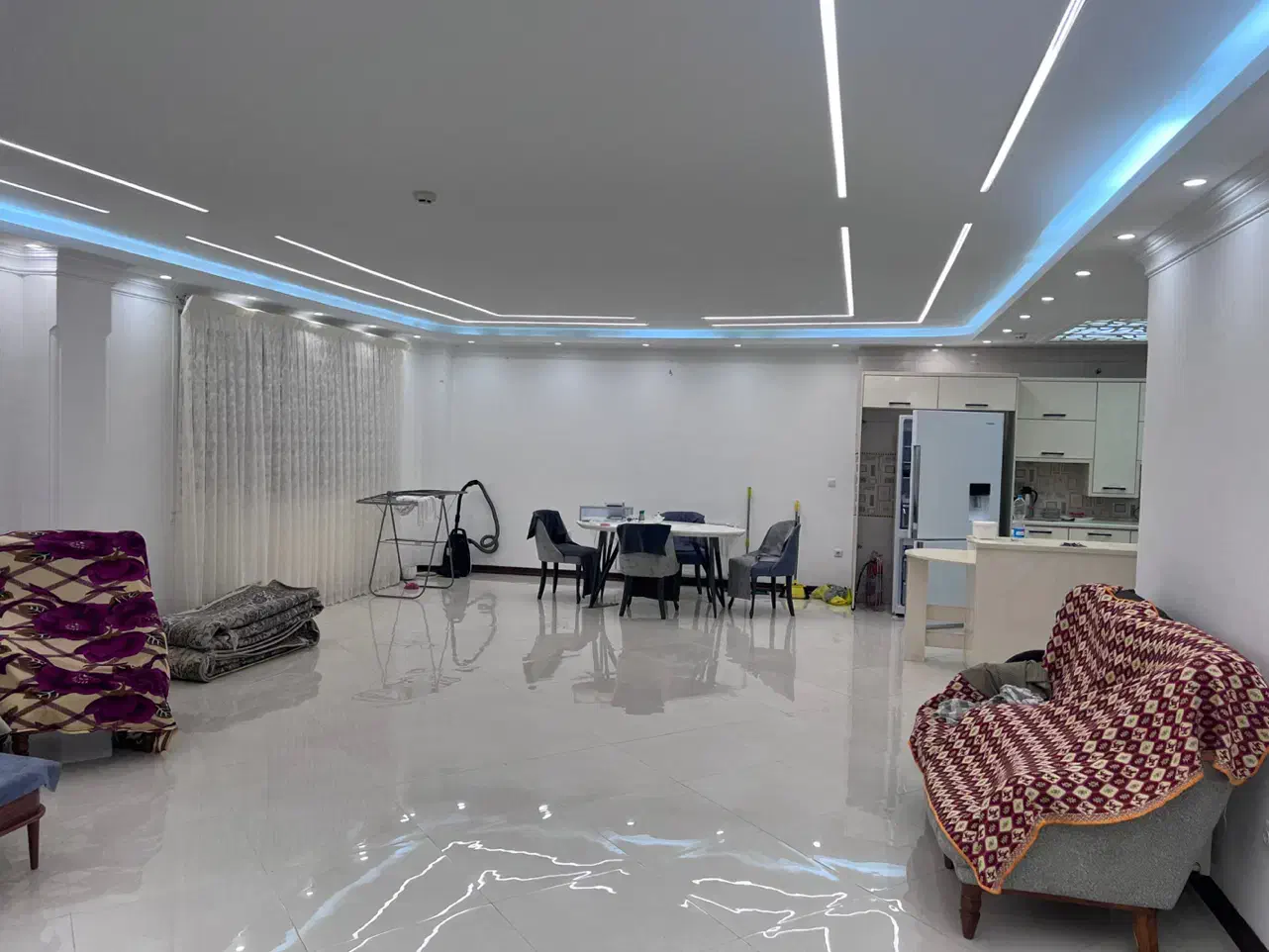 اجاره ۲۲۰ متر ۴خواب و بام اختصاصی گلستان|اجارهٔ آپارتمان|لاهیجان, گلستان|دیوار