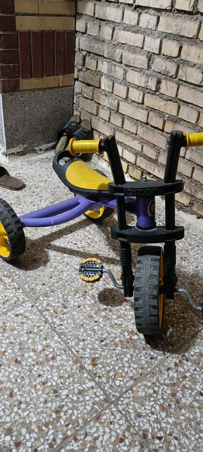 سه چرخه|دوچرخه، اسکیت، اسکوتر|شوشتر, |دیوار