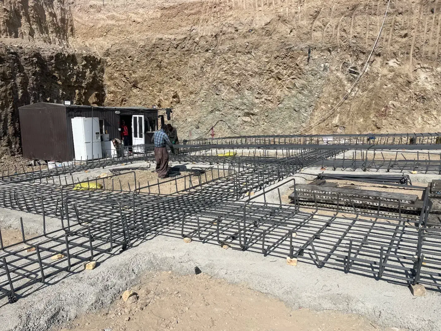 اجرای اسکلت بتنی و فلزی و پیمانکاری|خدمات پیشه و مهارت|پردیس, فاز ۲|دیوار