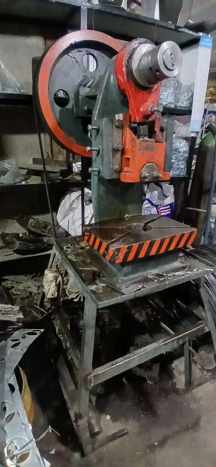 پرس ضربه ای ۱۲تن|ماشین‌آلات صنعتی|اقبالیه, |دیوار