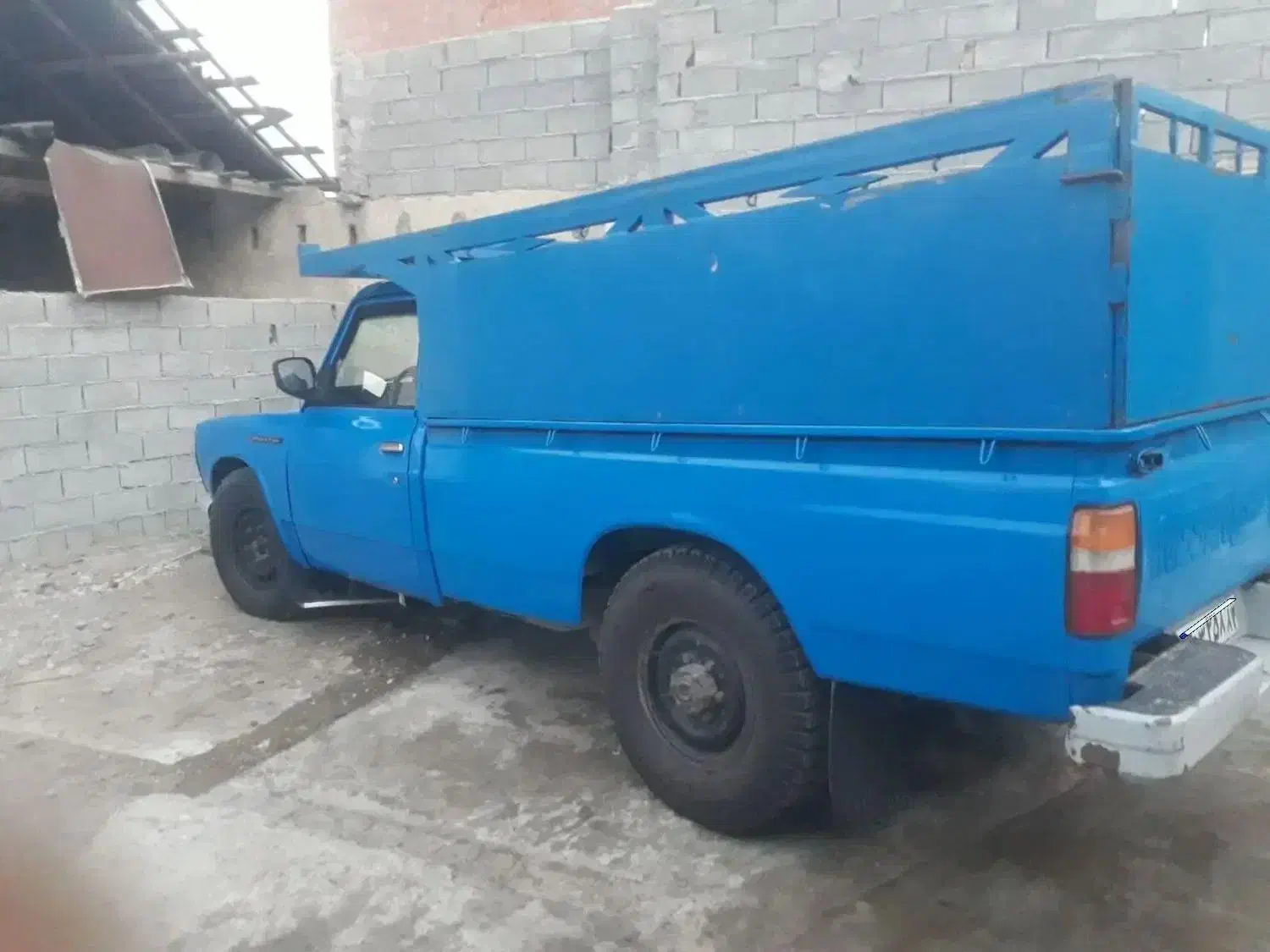 نیسان وانت مدل ۸۱ بنرینی|خودرو سواری و وانت|قائم‌شهر, |دیوار