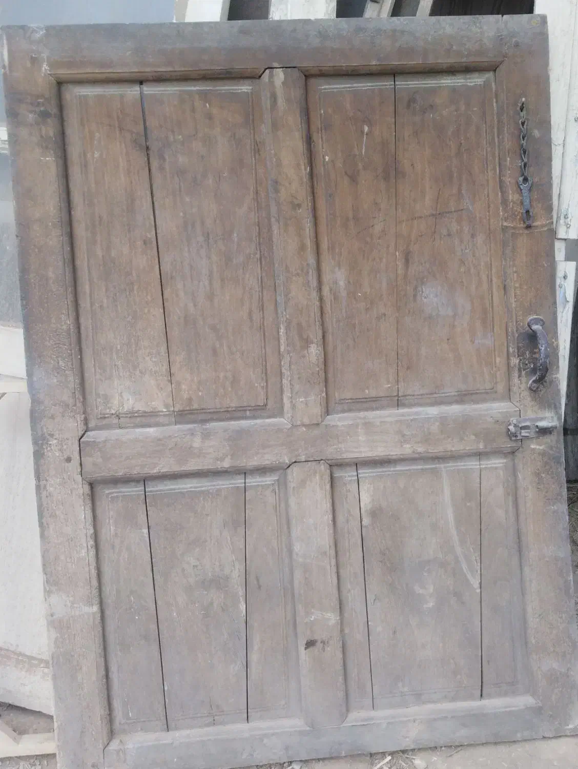 در وگنجه|کلکسیون اشیاء عتیقه|شهرضا, |دیوار