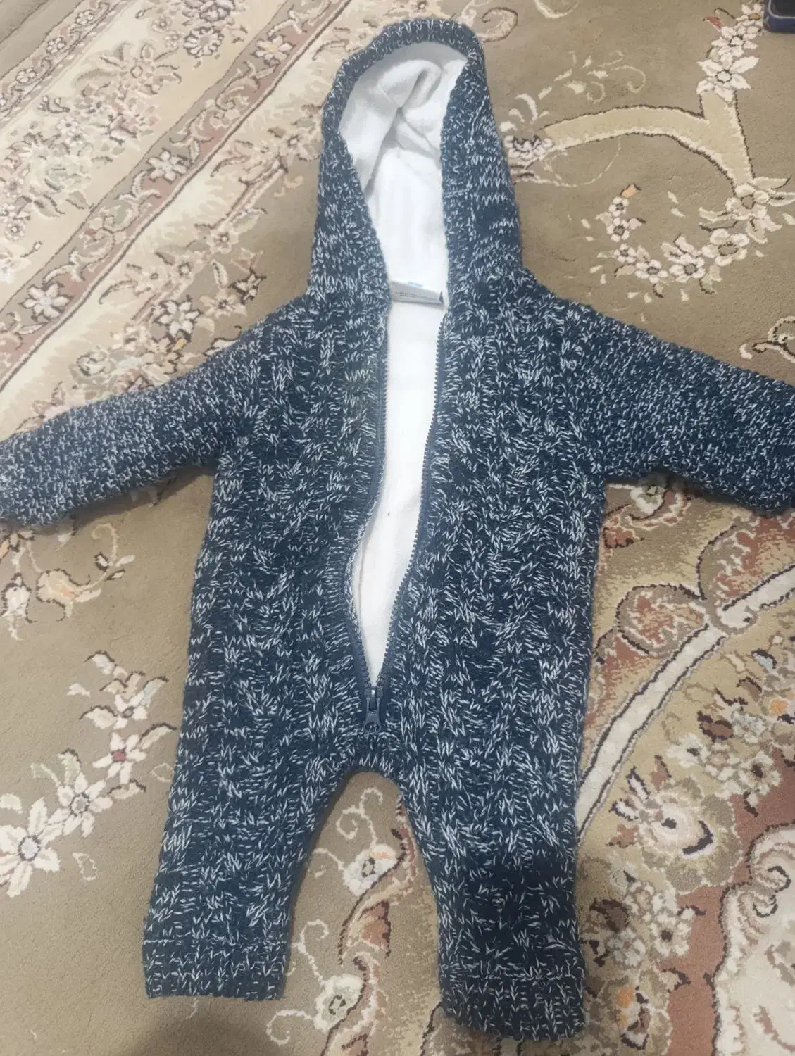 سرهمی نوزادی|کفش و لباس بچه|مرند, |دیوار