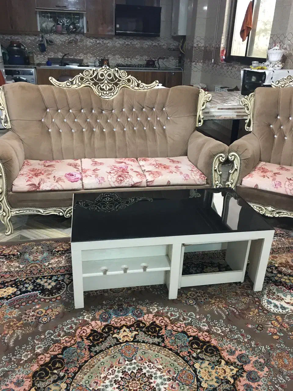 مبل ۷نفره در حد نو، کارنکرده|مبلمان خانگی و میز عسلی|رحیم‌آباد, |دیوار