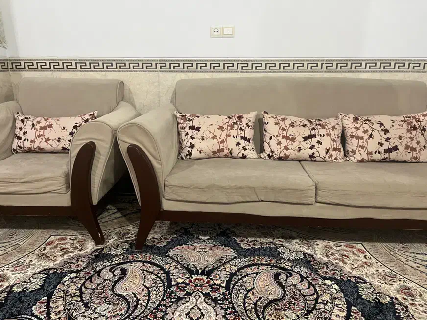 مبل|مبلمان خانگی و میز عسلی|همدان, |دیوار