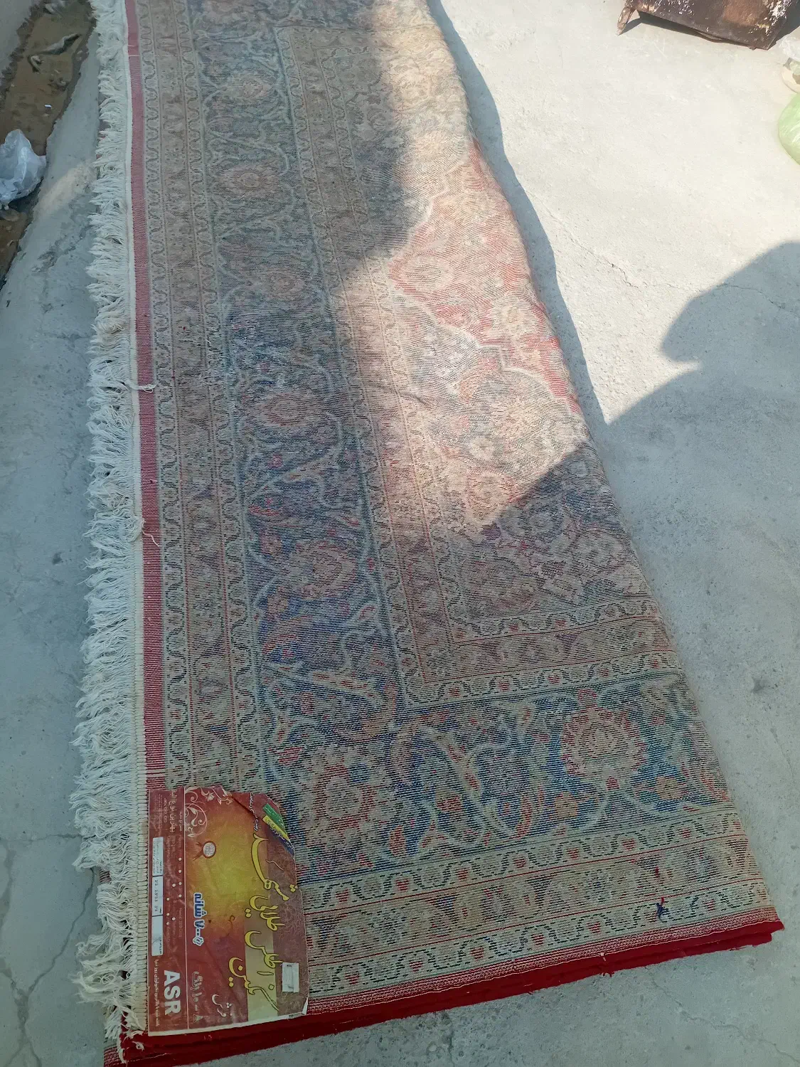 فرش نه متری ششصد و هشتاد تومان.|فرش|تبریز, |دیوار