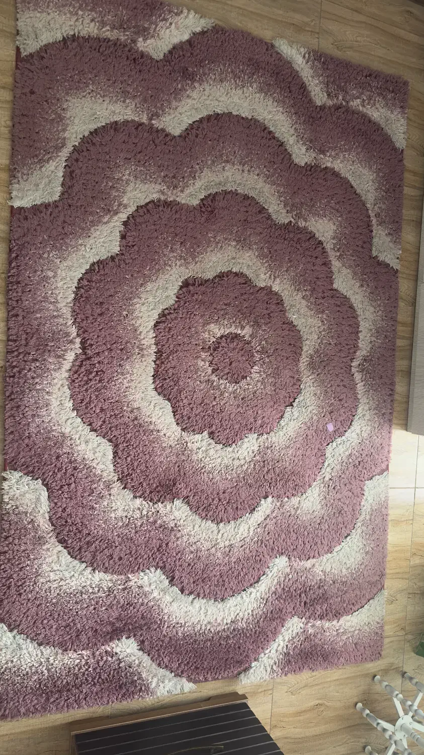 فروش فرش (قالیچه) شگی دست دوم|فرش|شیراز, قدوسی شرقی|دیوار