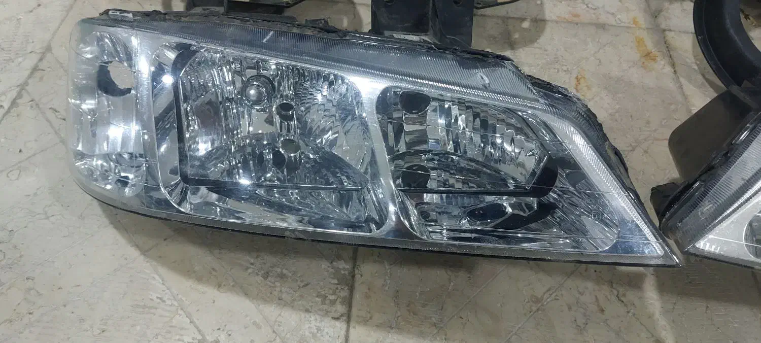 چراغ جلو پارس درحدنو|قطعات یدکی و لوازم جانبی|بیرجند, |دیوار