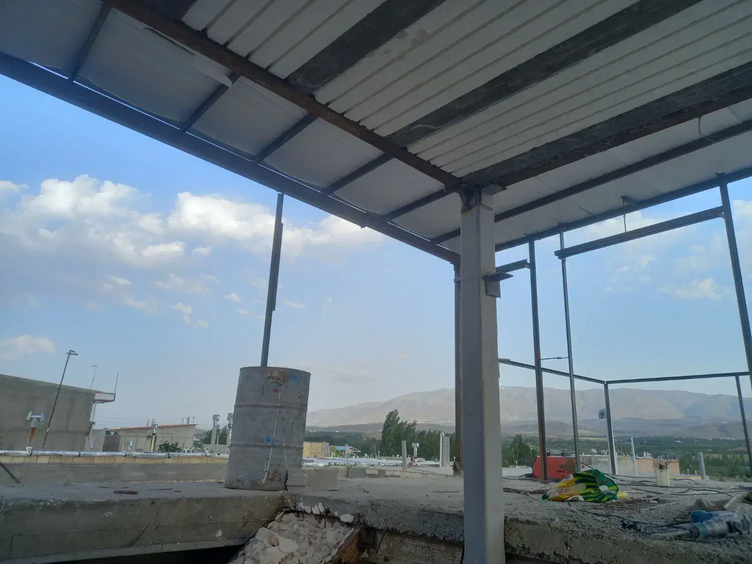 جوشکاری نبشی کشی راویز کاری شیروانی اسکلت فلزی|خدمات پیشه و مهارت|اهر, |دیوار