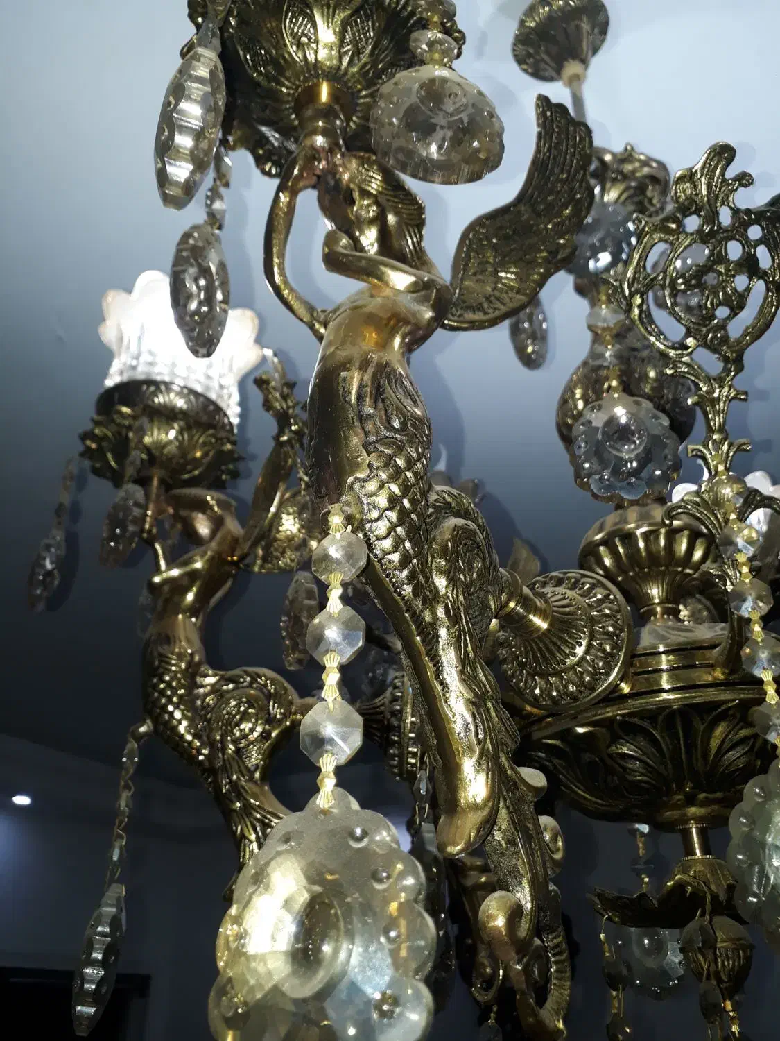 لوسترفرشته تمام برونزسنگین|لوستر و چراغ آویز|پردیس, فاز ۶|دیوار