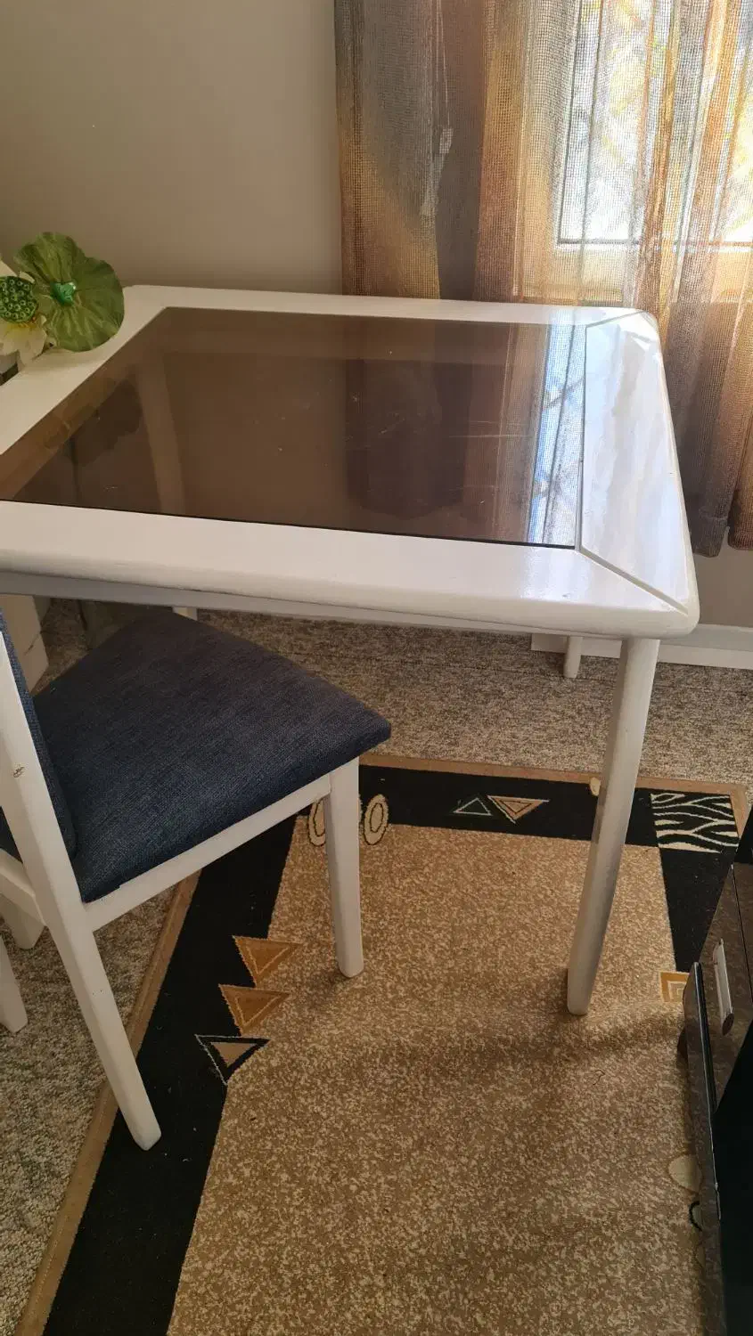 میز و صندلی|میز و صندلی غذاخوری|سمنان, |دیوار