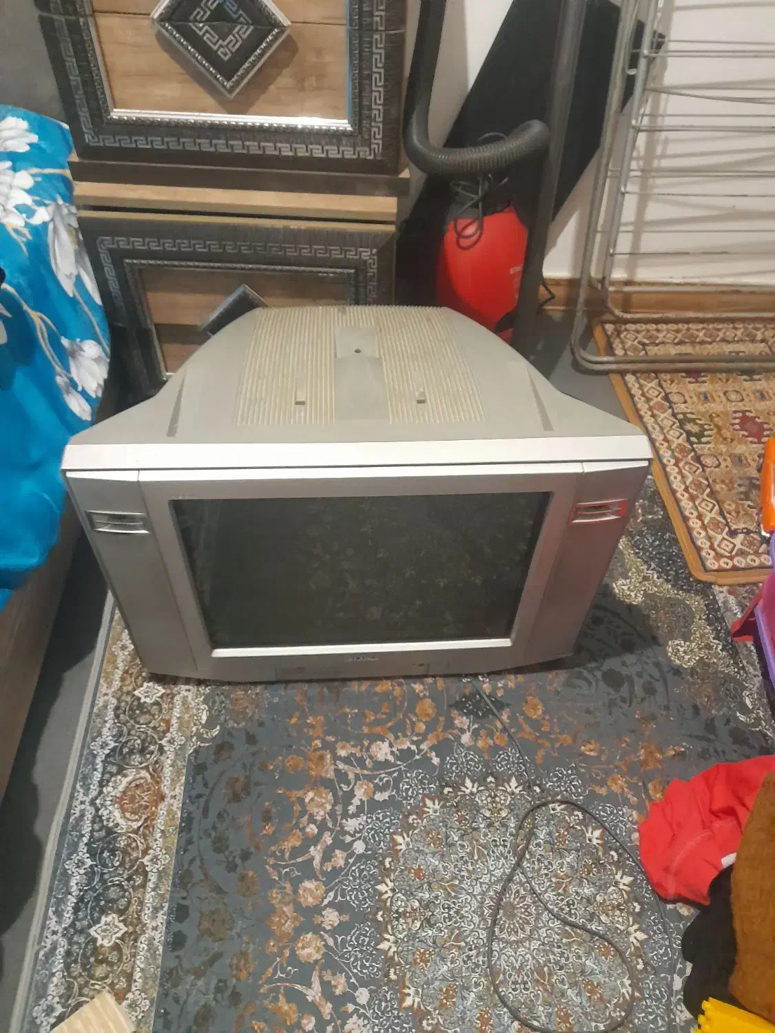 تلوزیون 21 اینچ  صونی|تلویزیون و پروژکتور|تویسرکان, |دیوار