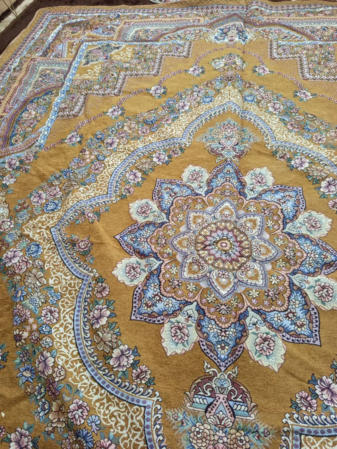 روفرشی|روفرشی|بیرجند, |دیوار