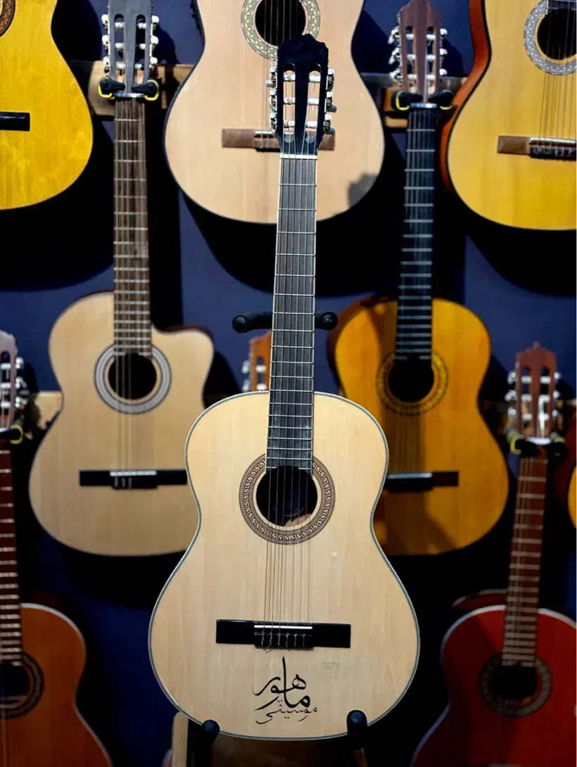 گیتار فونیکس|گیتار، بیس، امپلیفایر|خرم‌آباد, |دیوار