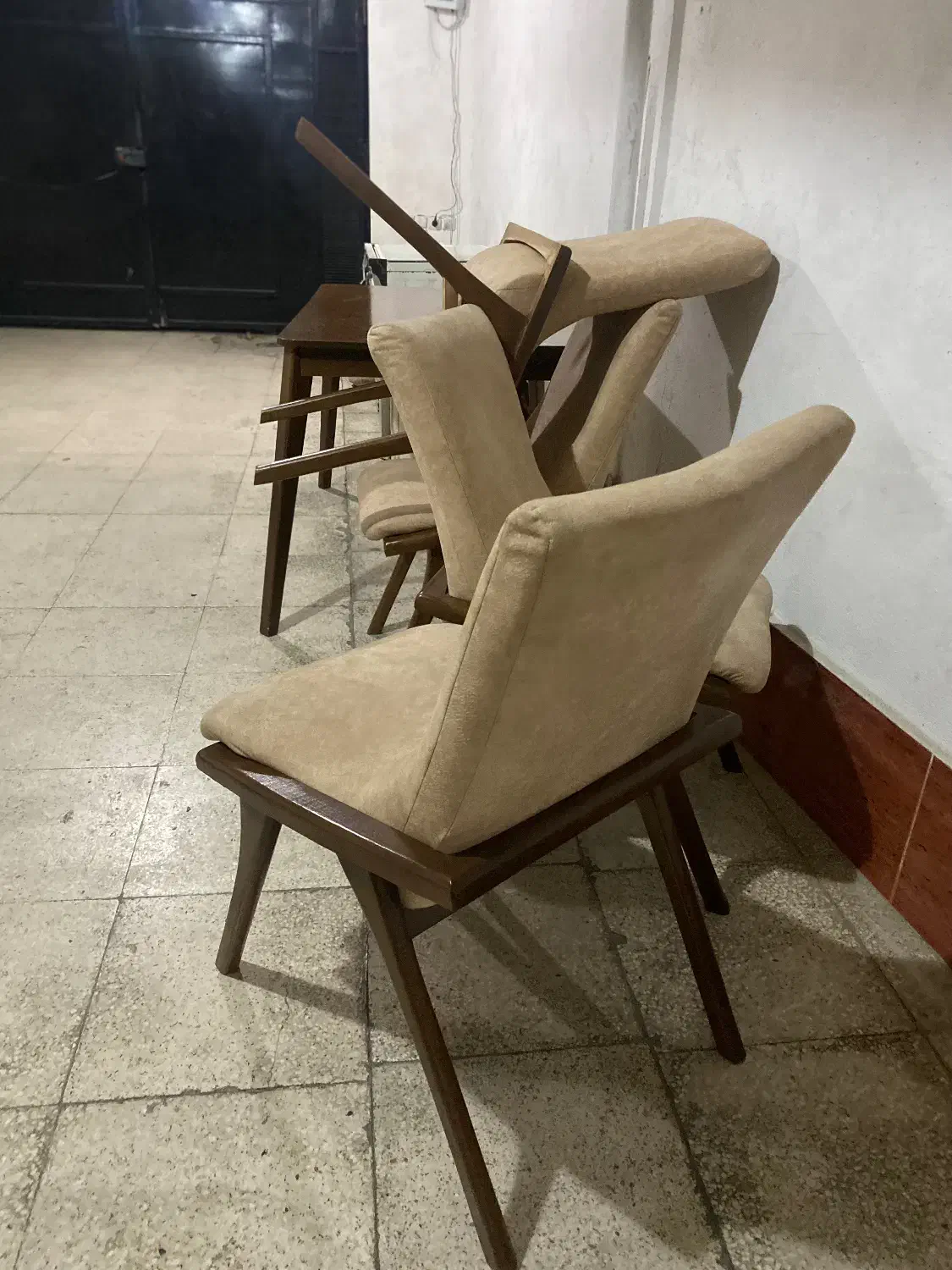 میرغذاخوری ترک نو سالم ۷تومن|میز و صندلی غذاخوری|ساری, |دیوار