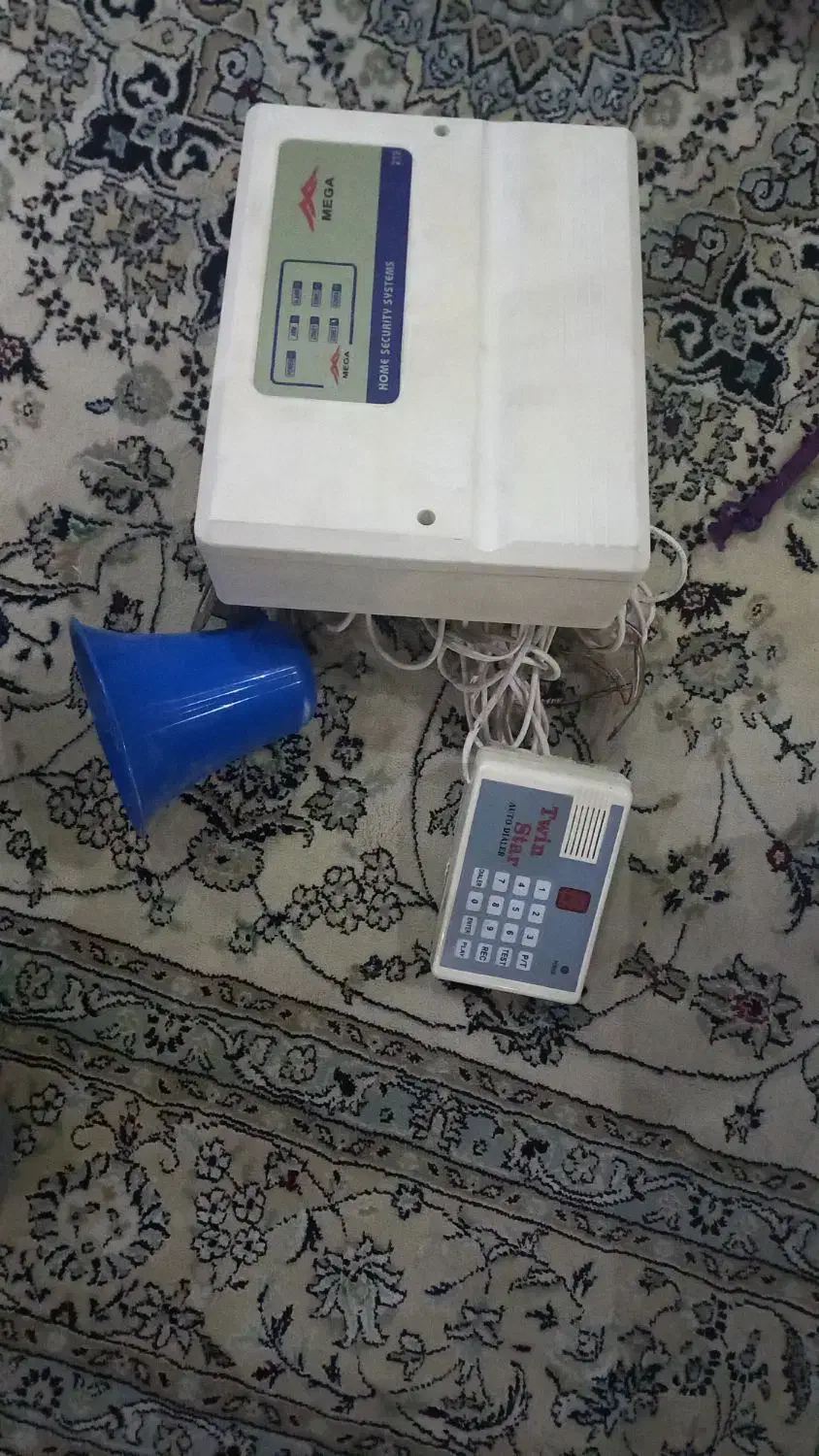 دزدگیر تلفن کننده|دوربین مداربسته|اصفهان, باغ دریاچه|دیوار