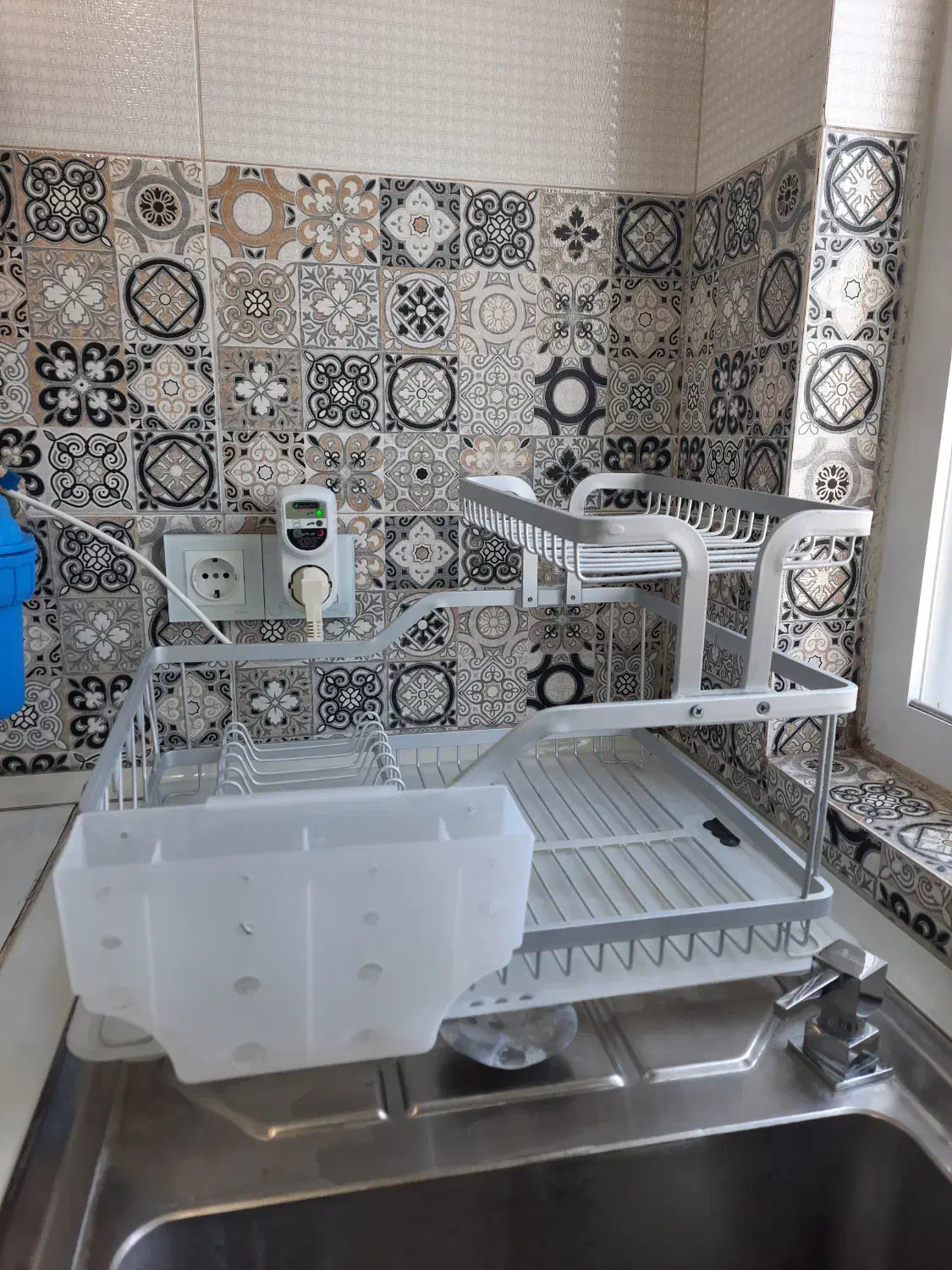 آبچکان|آبچکان و نظمدهنده ظروف|رویان, |دیوار