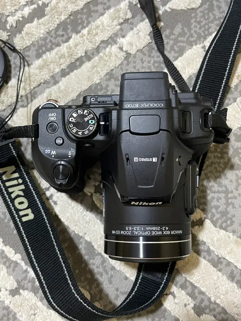 دوربین نیکون کولپکس بی ۷۰۰ (Nicon Coolpix B700)|دوربین عکاسی و فیلم‌برداری|شاهین‌شهر, مخابرات (شهید بهشتی)|دیوار