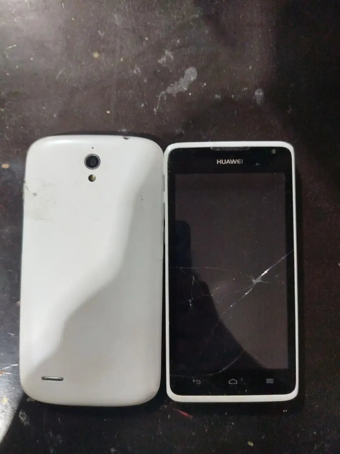 دو عدد گوشی هواوی و فقط باتری نداره|موبایل|کرج, باغستان|دیوار