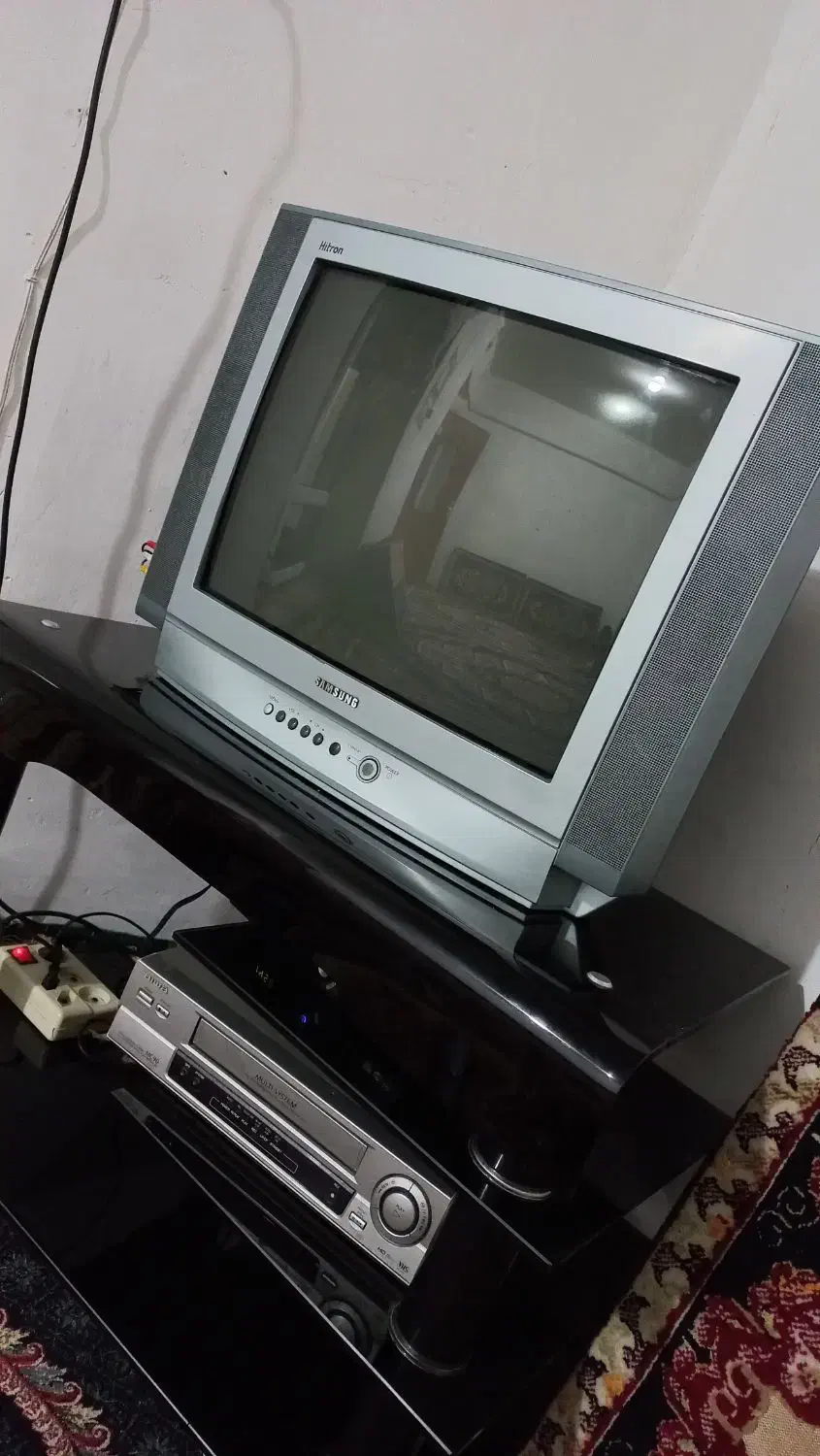 تلوزیون قدیمی|تلویزیون و پروژکتور|سقز, |دیوار