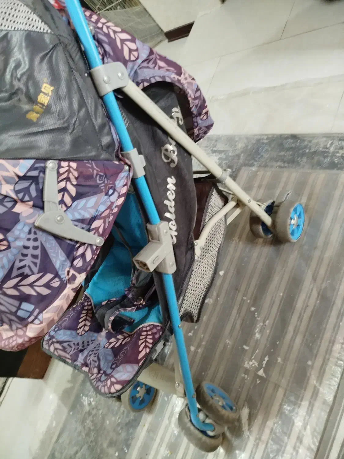 کالسکه عصایی|کالسکه و لوازم جانبی|قرچک, پویینک|دیوار