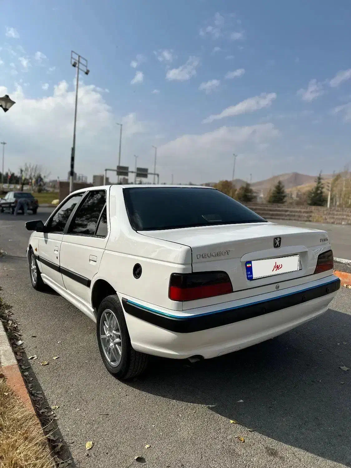 پارس ۹۳ سینه جدید|خودرو سواری و وانت|مهاباد (آذربایجان غربی), |دیوار