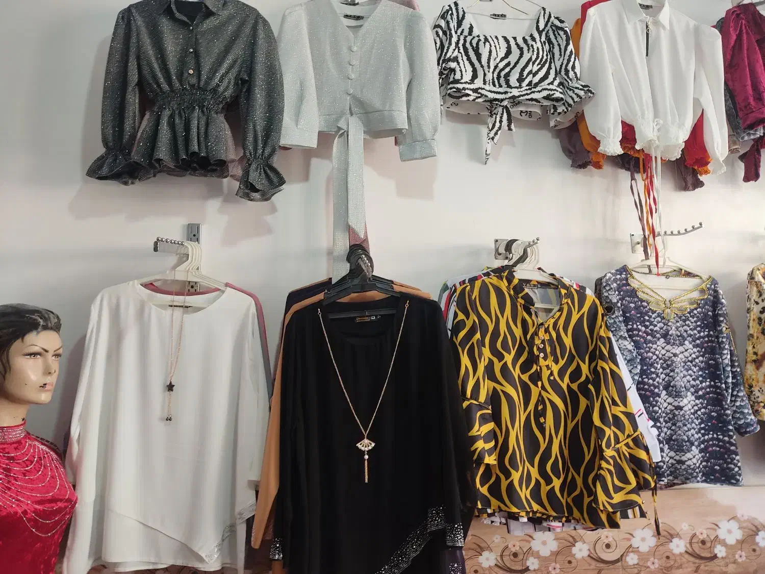 لباس|لباس|میاندوآب, |دیوار