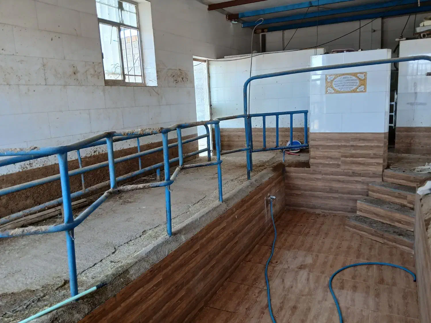 اجاره ۲۲۰۰ متری|اجارهٔ دفتر صنعتی، کشاورزی، تجاری|آباده, |دیوار