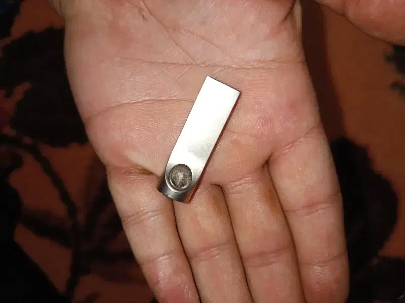 فلش مموری|قطعات و لوازم جانبی رایانه|بروجرد, |دیوار