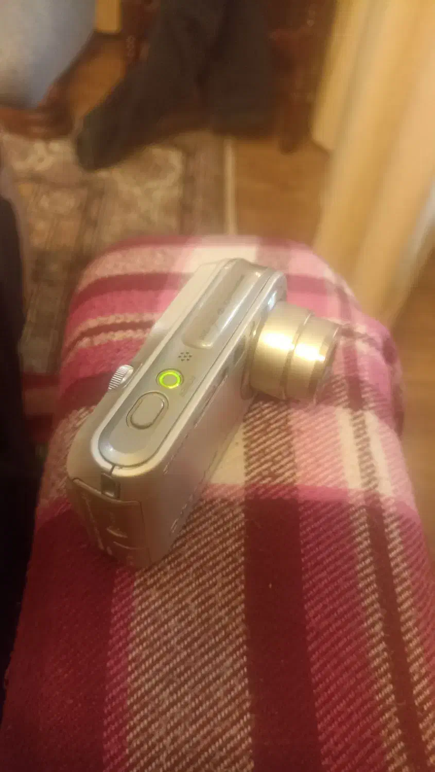 دوربین فیلمبرداری وعکاسی sony سایبرشات|دوربین عکاسی و فیلمبرداری|تبریز, |دیوار