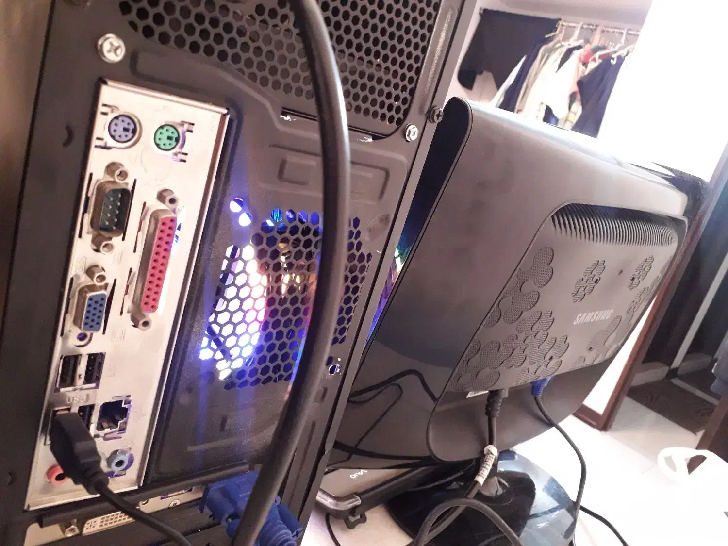 کیس‌‌و مانیتور|رایانه رومیزی|ساری, |دیوار