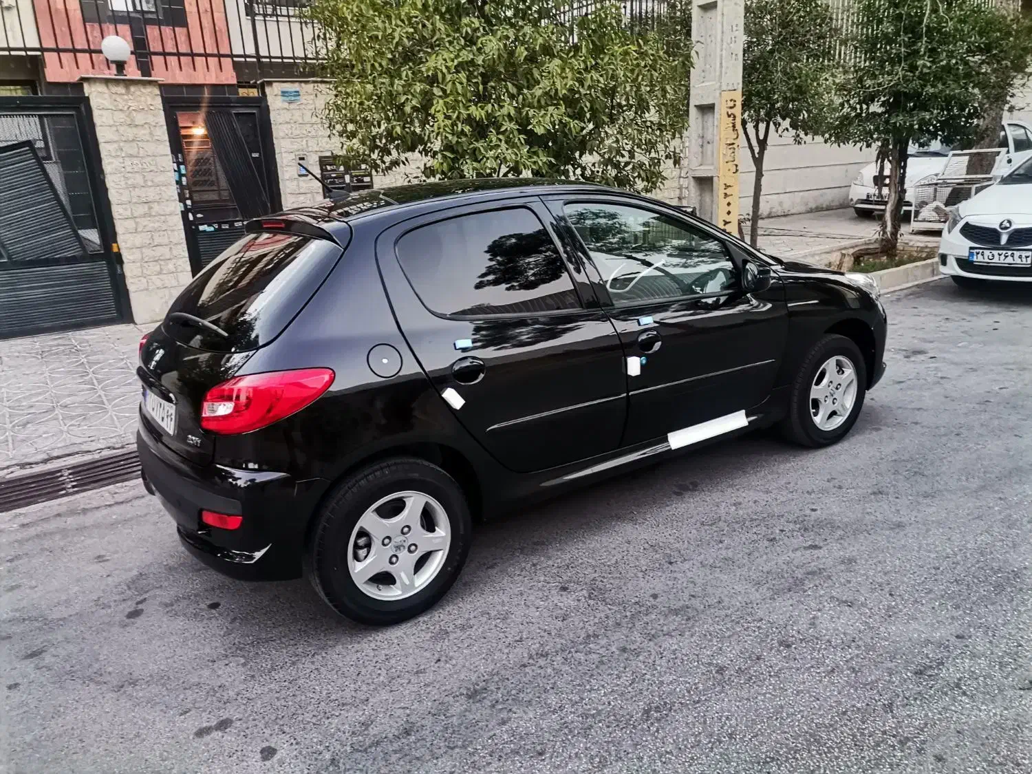 207 اتوماتیک پانوراما 1403 مشکی آبنوس|خودرو سواری و وانت|شیراز, اصلاحنژاد|دیوار