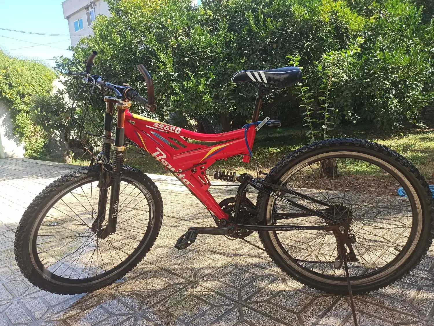 دوچرخه بونیتو سایز ۲۶|دوچرخه، اسکیت، اسکوتر|نکا, |دیوار