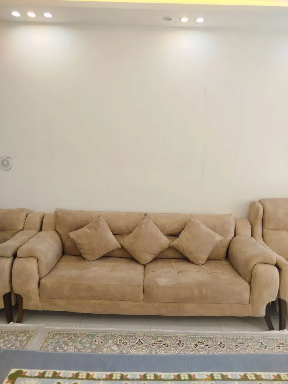 مبل 7نفره درحد نو|مبلمان خانگی و میز عسلی|تربتحیدریه, شهرک ولیعصر|دیوار