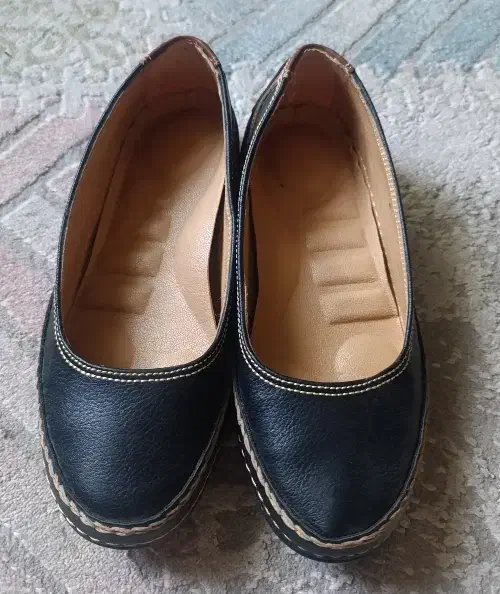 دو عدد کفش راحتی سایز 38|کیف، کفش، کمربند|تهران, مختاری|دیوار