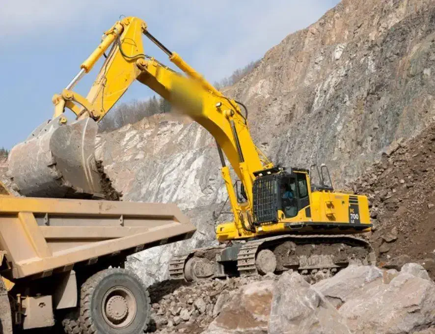 بیل مکانیکی کوماتسو 700 800 850 معاوضه سیرجان|خودرو سنگین|سیرجان, |دیوار