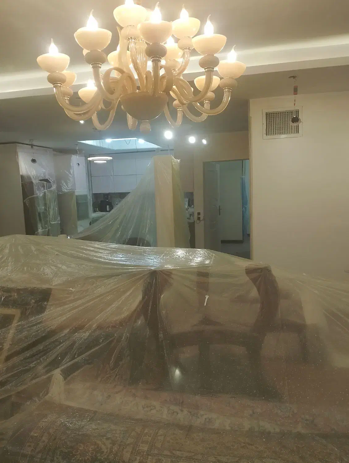 نقاشی رنگ کاری نقاش ساختمانی تهران و حومه|خدمات پیشه و مهارت|تهران, اتابک|دیوار