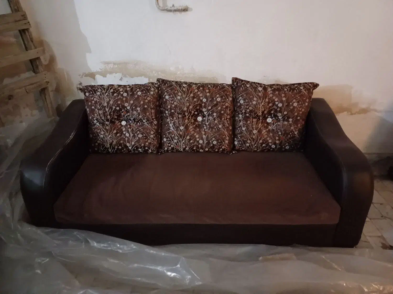 مبلمان|مبلمان خانگی و میز عسلی|صومعه‌سرا, |دیوار