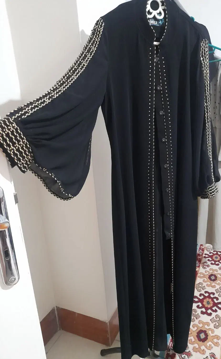 دو عدد مانتو عربی نو|لباس|رودهن, |دیوار