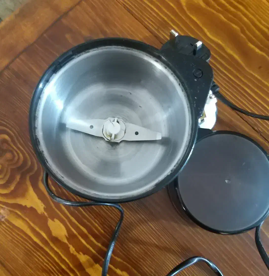 اسیاب|خردکن، آسیاب، غذاساز|شیراز, کلاهدوز|دیوار