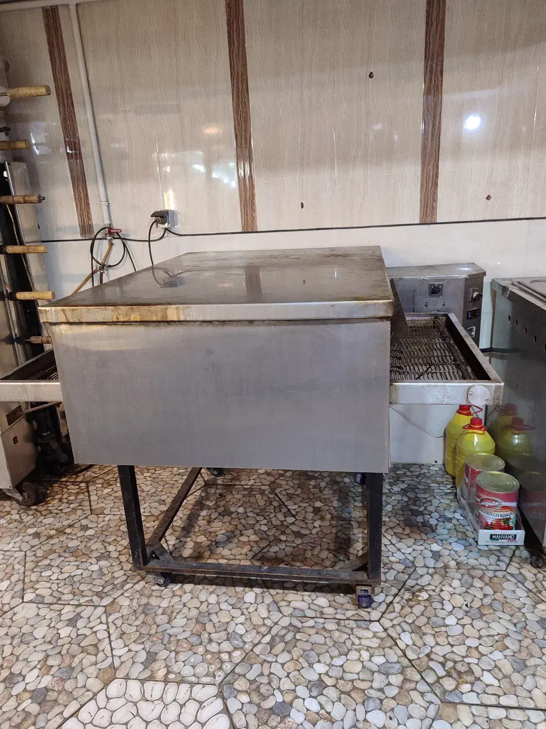 فر پیتزا ریلی سالم و مرتب|کافی‌شاپ و رستوران|تربت‌حیدریه, شهرک ولیعصر|دیوار