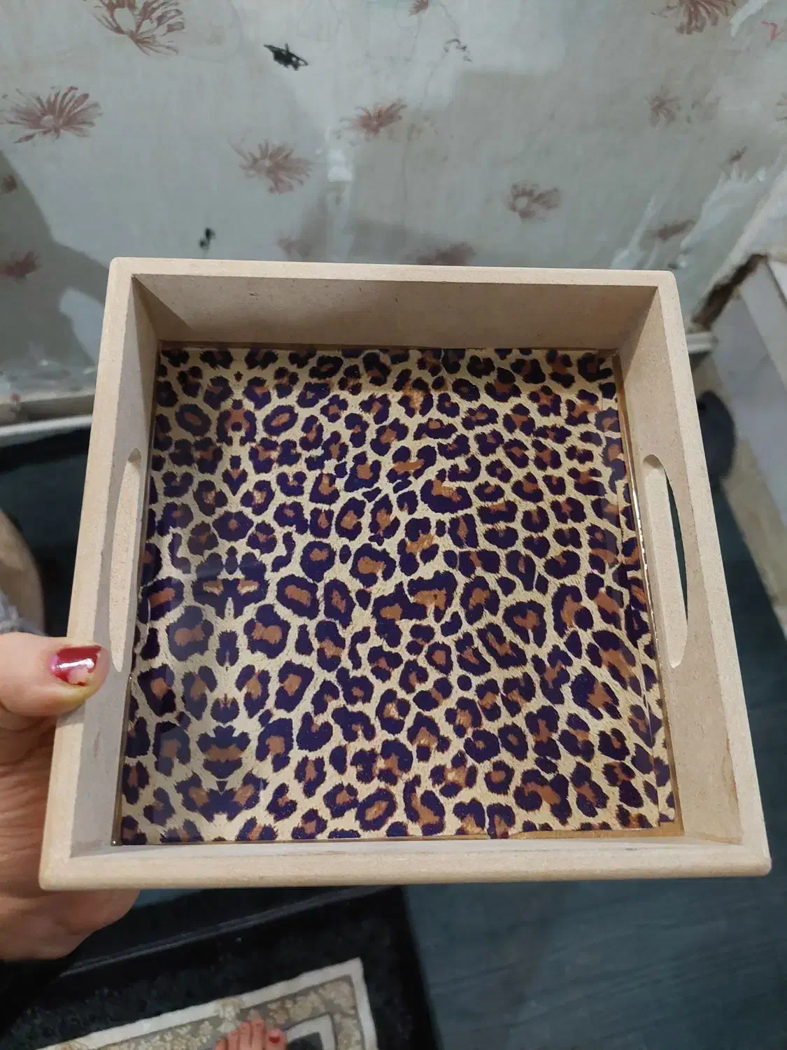 سینی رزینی|ظروف سرو و پذیرایی|باقرشهر, |دیوار