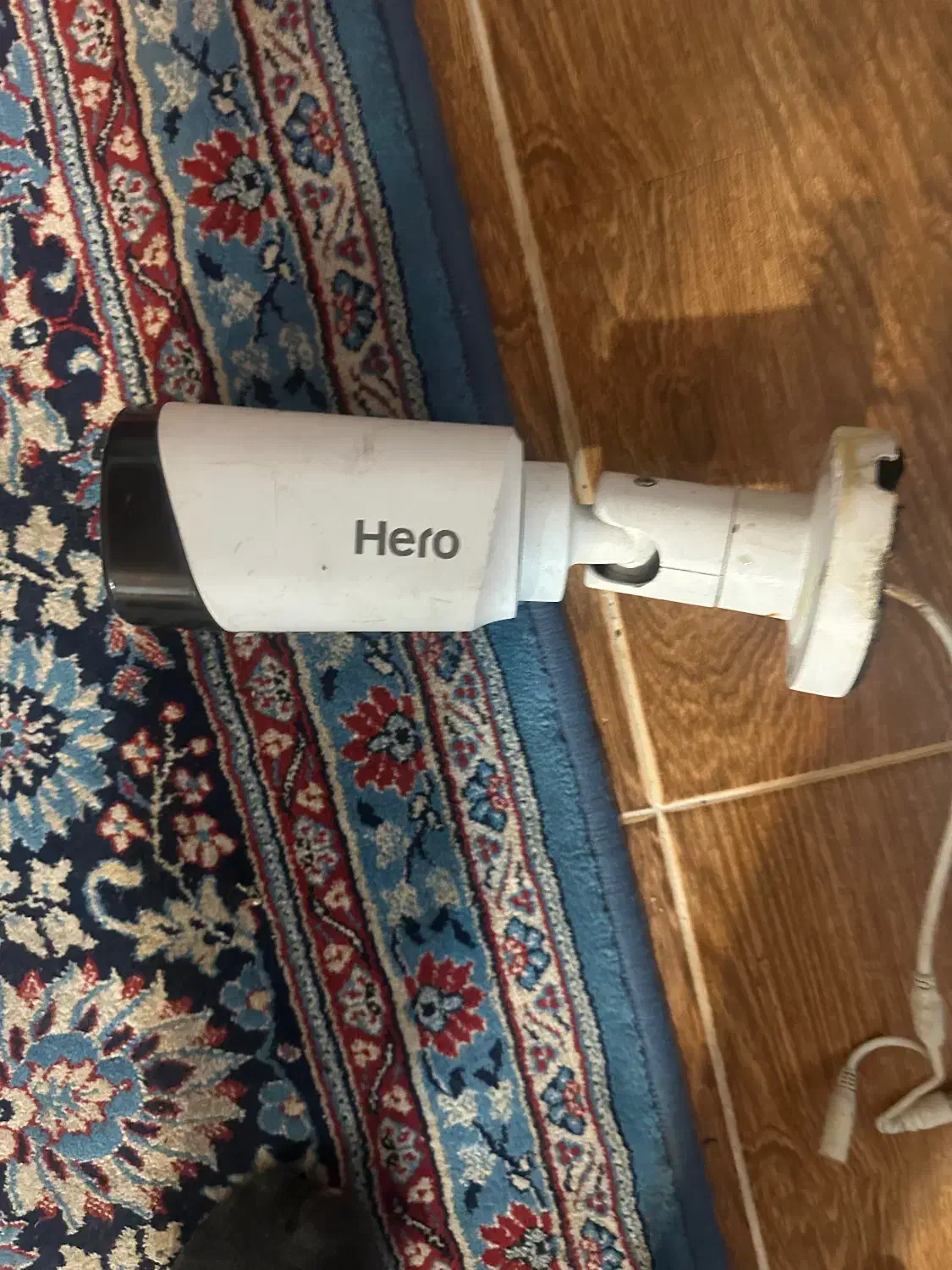 3 عدد دوربین ۲ عدد هیرو بزرگ و ۱ عدد کوچک سالم۴ ت|دوربین مداربسته|نوشهر, |دیوار