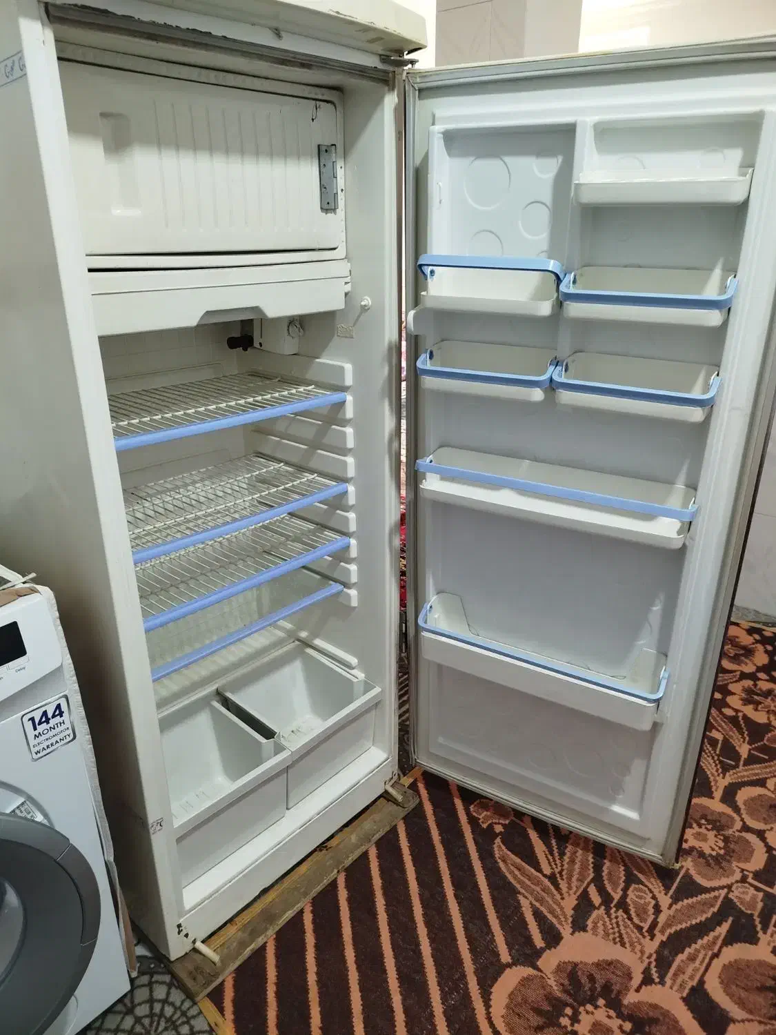 فروش یک عدد یخچال|یخچال و فریزر|داراب, |دیوار