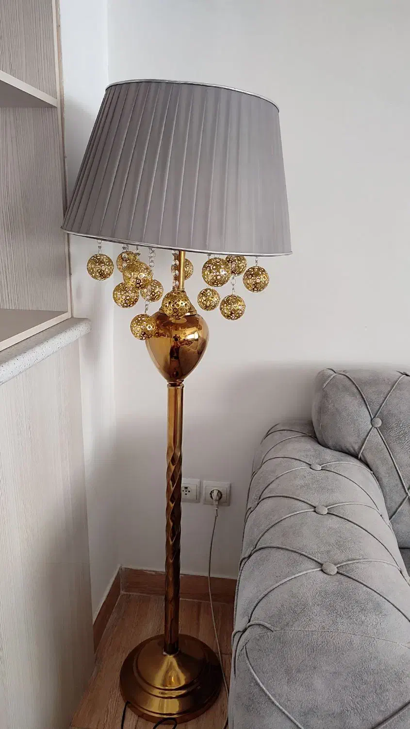 آباژور ایستاده|چراغ خواب و آباژور|تبریز, |دیوار