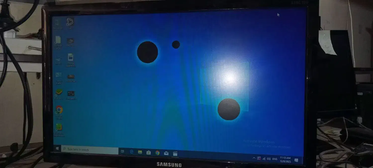 مانیتور سامسونگ ۱۹ اینچ|قطعات و لوازم جانبی رایانه|مشهد, هفت تیر (نه دره)|دیوار