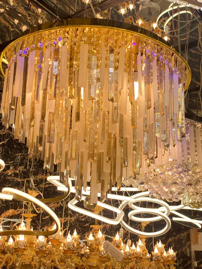 حراجی روز مادر|لوستر و چراغ آویز|اصفهان, تیران|دیوار