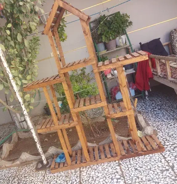 استند چوبی گل  در حد نو|صنایع دستی و سایر لوازم تزئینی|فولادشهر, A6|دیوار