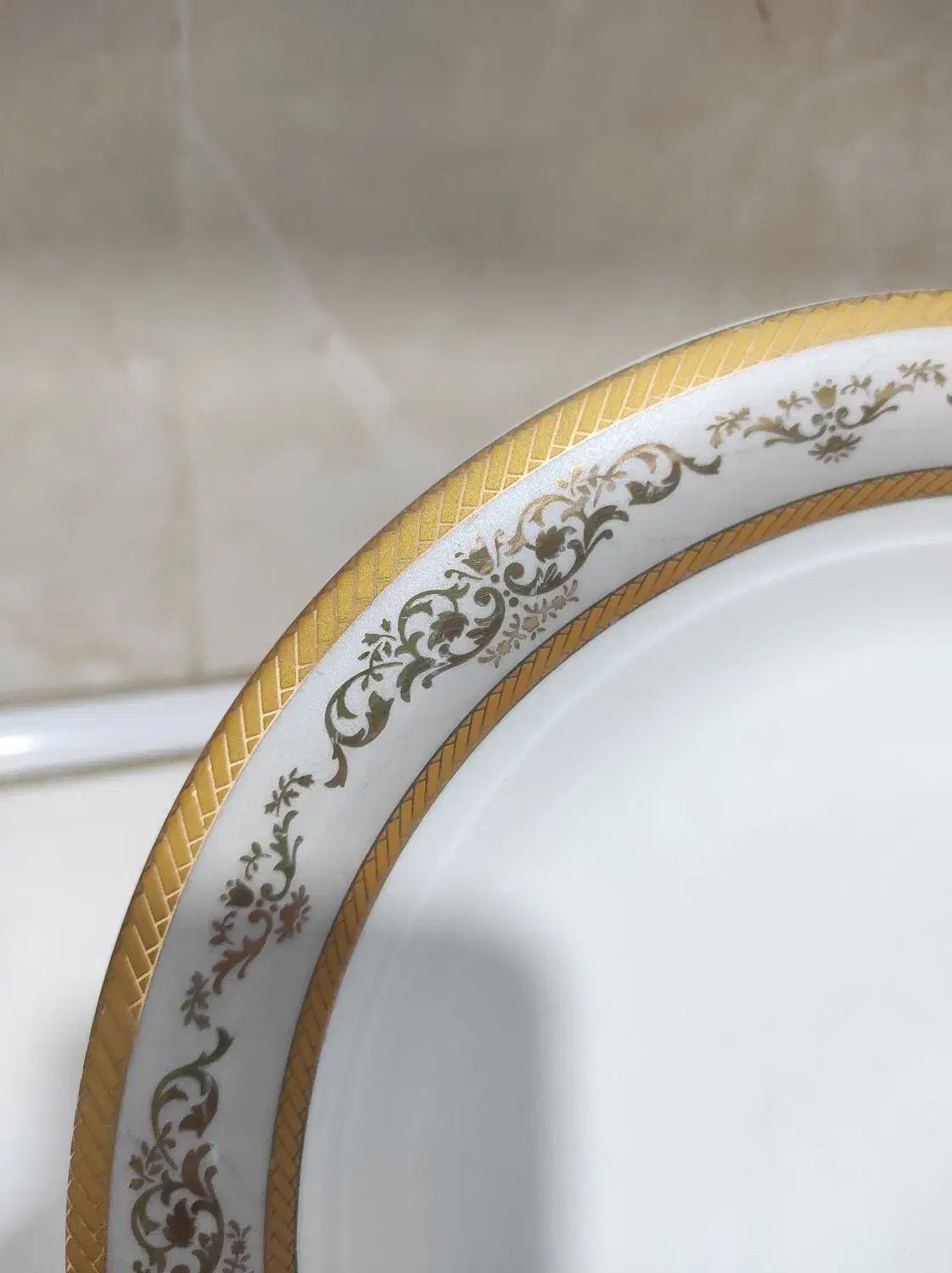 ظروف چینی توس|ظروف سرو و پذیرایی|قم, آذر (نکویی)|دیوار