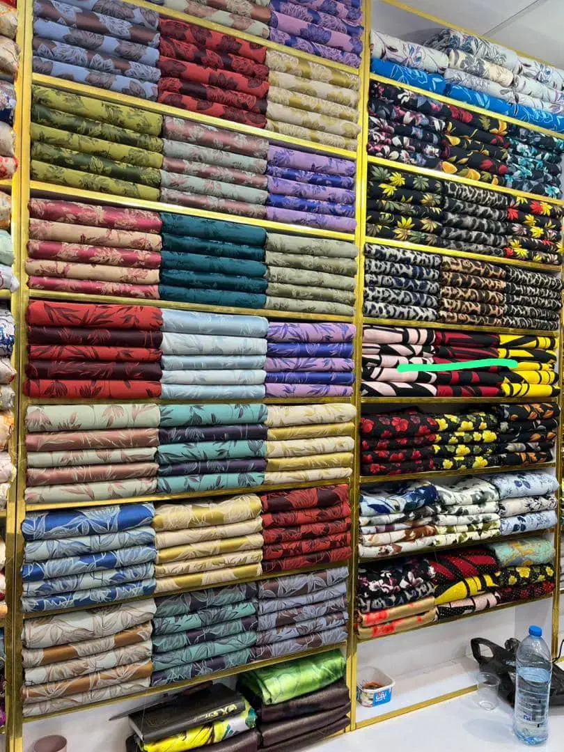 واگذاری مغازه پارچه فروشی در بازار|اجارهٔ مغازه و غرفه|زاهدان, |دیوار